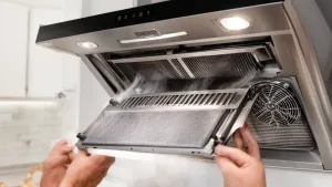 Jak założyć filtr węglowy do okapu AKPO